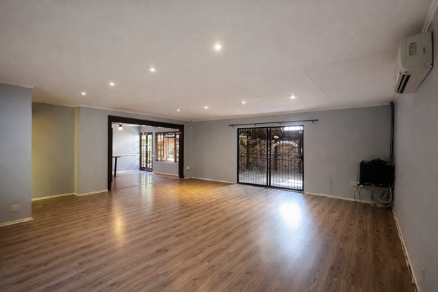 3 Bedroom Property for Sale in Langenhovenpark Free State